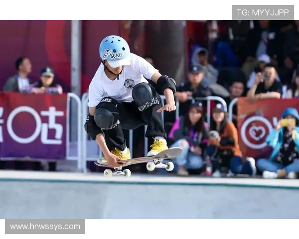 广州滑板队在世界攀岩锦标赛中以93分稳居积分榜首位
